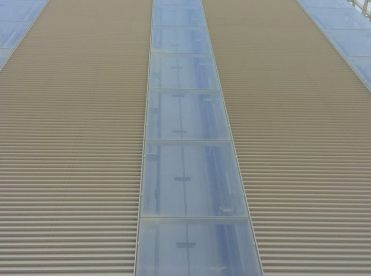 Aluminium facade with air ventilation